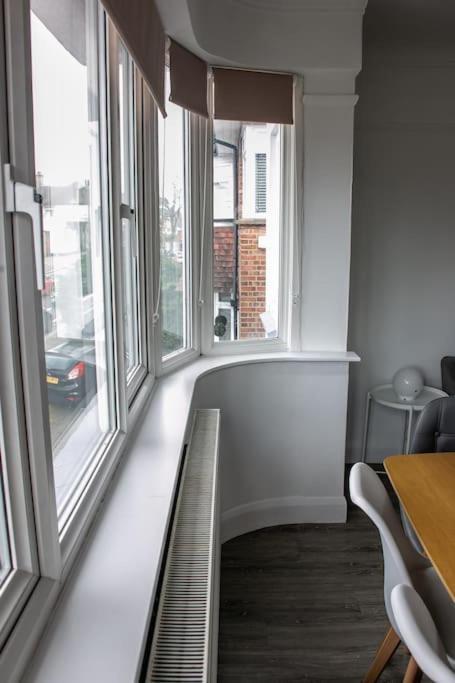 Apartament Stylish Retreat In Leigh-On-Sea Southend-on-Sea Zewnętrze zdjęcie