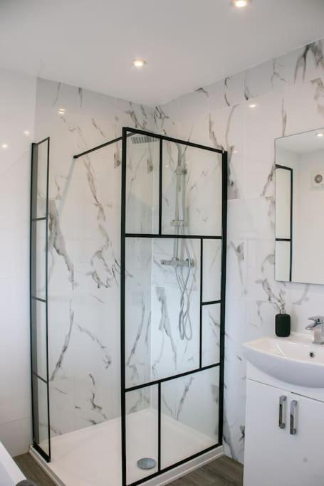 Apartament Stylish Retreat In Leigh-On-Sea Southend-on-Sea Zewnętrze zdjęcie