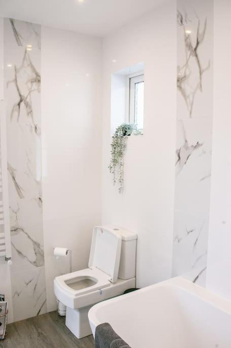 Apartament Stylish Retreat In Leigh-On-Sea Southend-on-Sea Zewnętrze zdjęcie