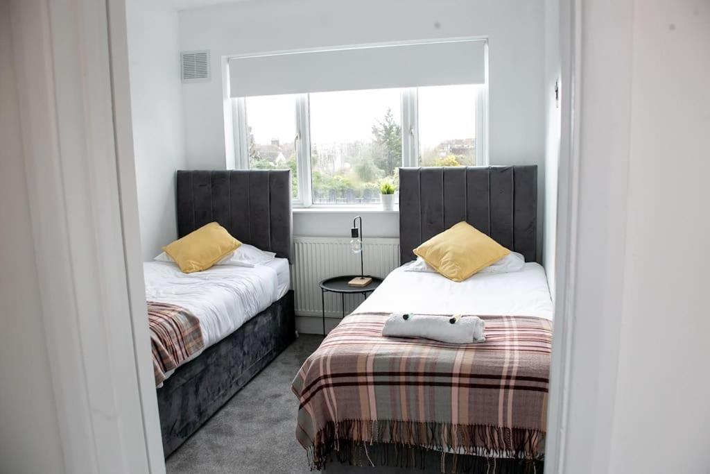Apartament Stylish Retreat In Leigh-On-Sea Southend-on-Sea Zewnętrze zdjęcie